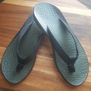 Chaco women's flip EcoTread